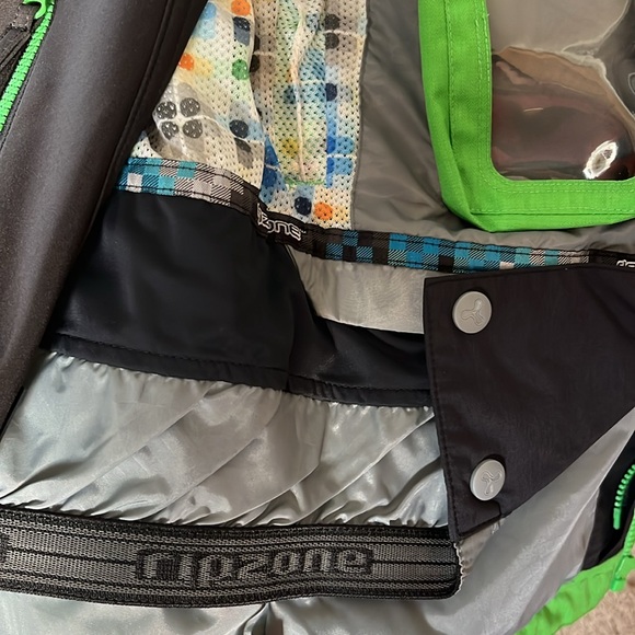 RIPZONE Trilogy green apple 3in1 winter ski/snowboard jacket. - Picture 14 of 15